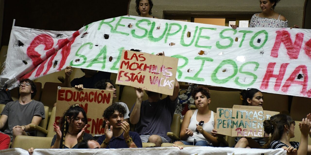 Hubo manifestación en el Consejo Superior y se llamará a asamblea universitaria para el 30 de abril