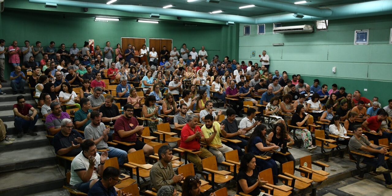 UNRC: Los nodocentes se suman al paro del Frente Sindical de las Universidades Nacionales