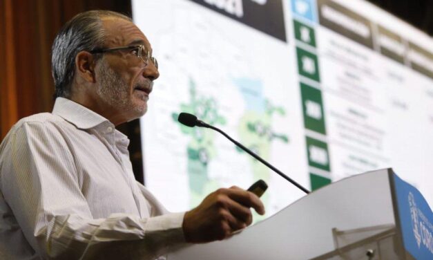 Adelantan que en mayo la luz sufrirá otro fuerte aumento y podría llegar al 100%