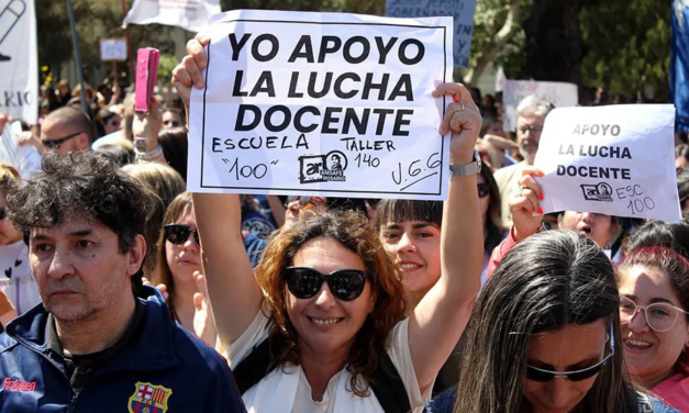 Los gremios docentes rechazaron el nuevo ofrecimiento del Gobierno y reclaman el FONID