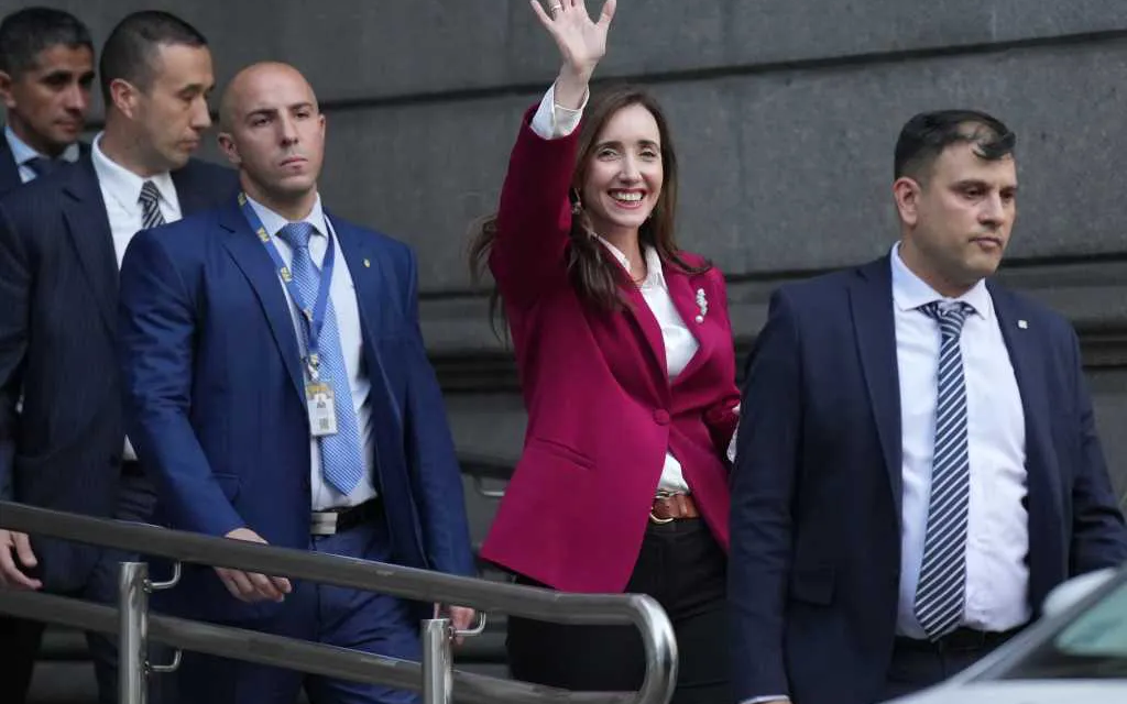 El Senado trata el mega DNU de Milei y genera tensión entre Villarruel y la Rosada