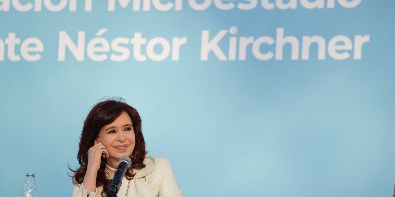 Duras críticas de Cristina a Milei: «Solo tiene un plan de ajuste, la gente se caga de hambre»