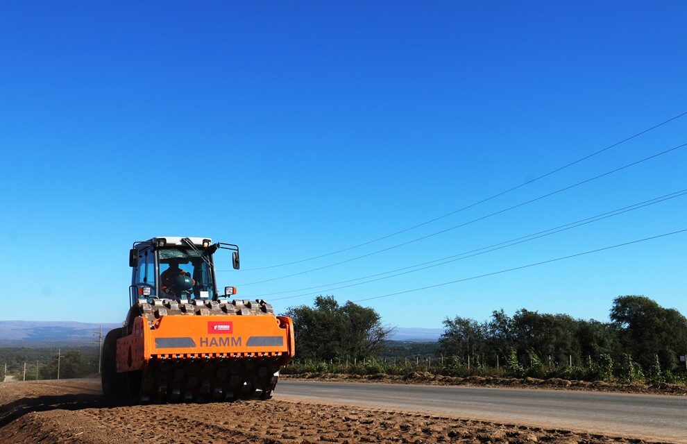 Avanza la pavimentación del camino Elena – Río de los Sauces