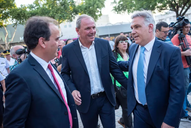 Elecciones municipales: inesperadas llamadas en Semana Santa