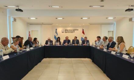 Se conformó el Observatorio Comercial entre los sectores público y privado