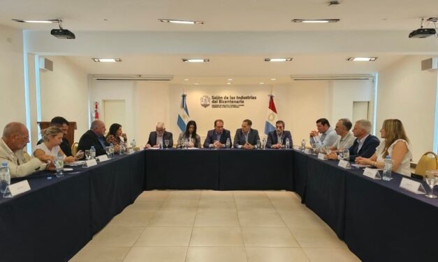 Se conformó el Observatorio Comercial entre los sectores público y privado