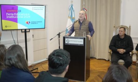 Villa María: Accastello presentó la feria educativa e institucional «Conectando Saberes»