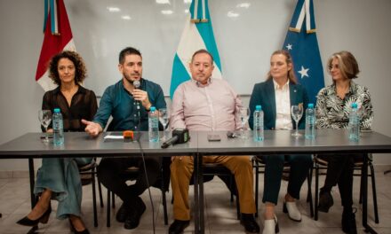 Río Tercero: firma de convenio para que jóvenes y adultos finalicen los estudios secundarios