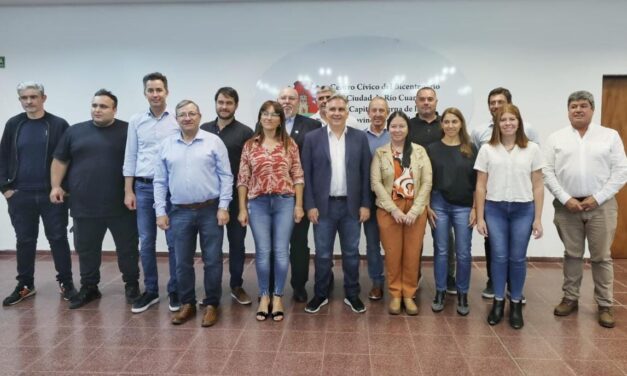 Coronel Moldes: Llaryora anunció la refuncionalización de la Planta Tratamiento de Residuos
