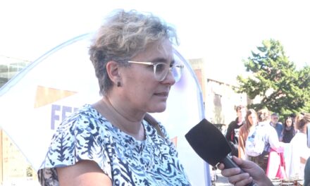 Mariana Vigo recorrió FERICAMBIO en la Universidad