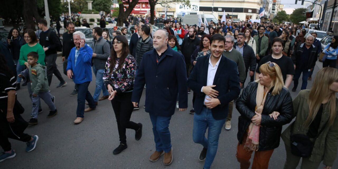 Accastello en la Marcha Federal Universitaria: «La Educación Pública debe ser una prioridad de Gobierno»