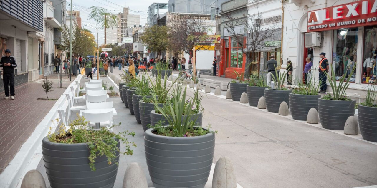 Río Cuarto: Quedó inaugurada la 1° etapa del Centro Comercial a Cielo Abierto