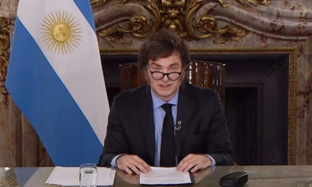 Cadena nacional: el Presidente anunció el superávit del primer trimestre y ratificó el ajuste