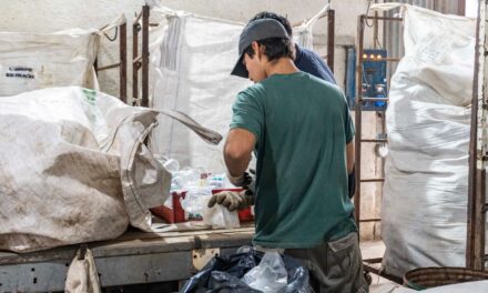 Ambiente: Río Cuarto firmó un convenio para reciclar residuos electrónicos