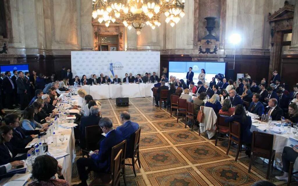 Ley Bases y paquete fiscal: el dictamen no saldrá con la celeridad que busca el Gobierno