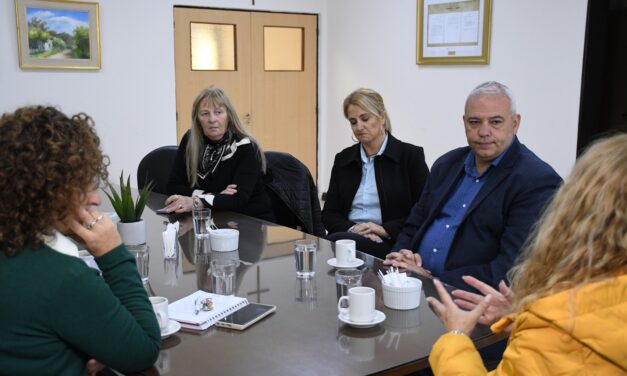 Extensiones aúlicas: el intendente de Luque Diego se reunió con la rectora Marisa Rovera