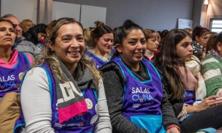 700 educadoras de Salas Cuna iniciaron su formación en la Universidad Provincial