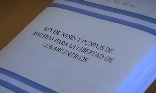 UNRC: Docente de Humanas crea un chatbox para saber más de la Ley Bases