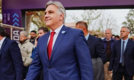 Para Llaryora, es un «honor» que Milei haya elegido a Córdoba para el acto del 25 de mayo