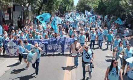 Para este jueves está anunciado un paro nacional docente y en Córdoba adhiere la Uepc