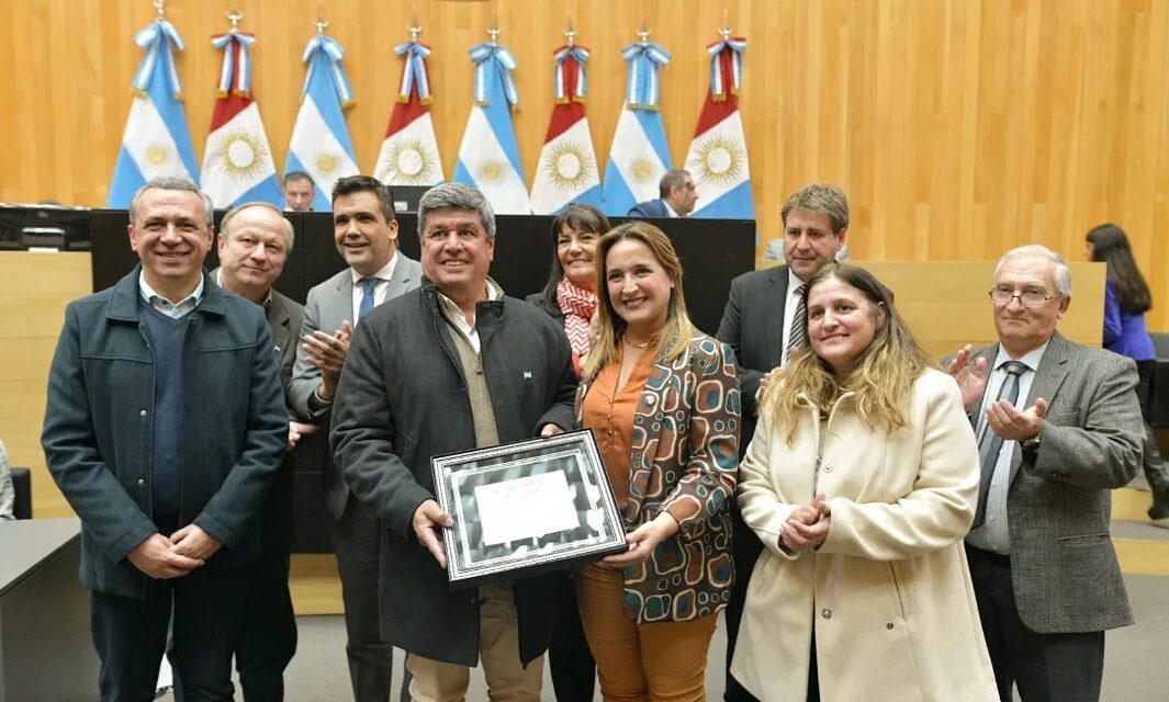 Vicuña Mackenna fue distinguida por la Legislatura en el marco de su 120° Aniversario