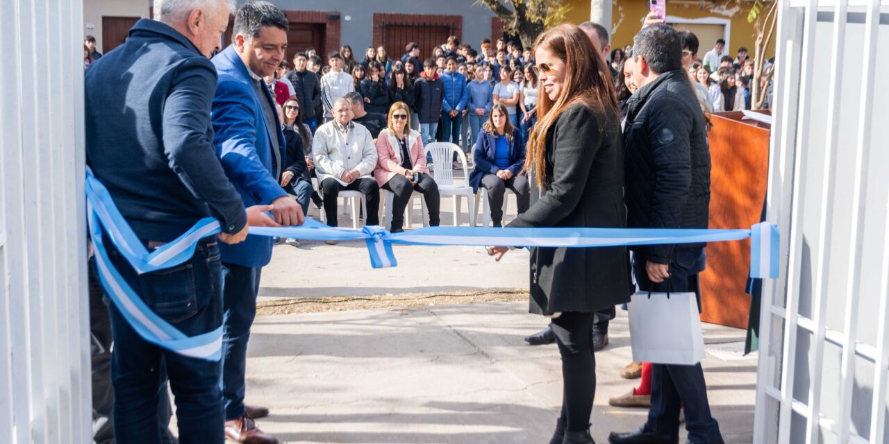 Huinca Renancó: Se inauguró la primera etapa del gas natural en el IPEM N° 141