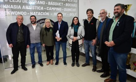 Gill se reunió con intendentes y cooperativistas de Juárez Celman