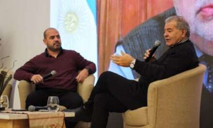Busso participó en el Foro de Comunicación Agropecuaria de Córdoba
