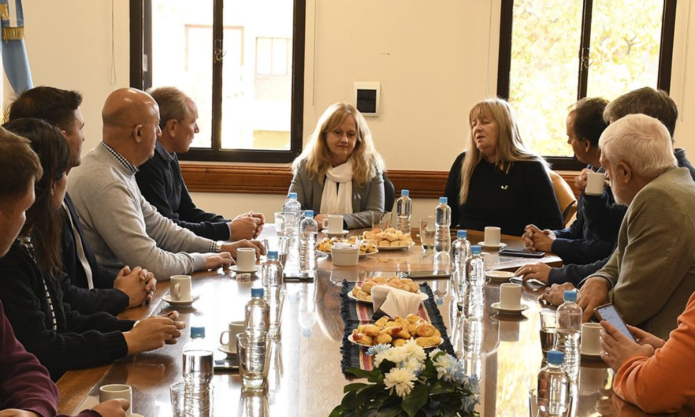 Funcionarios municipales y rectorales trazan acciones para la llegada del gas natural a la UNRC