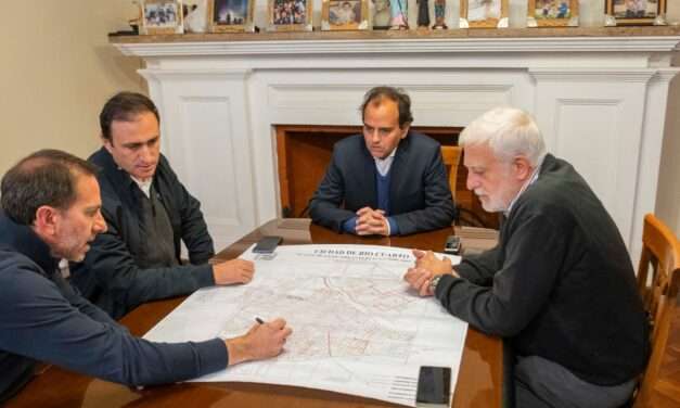 Llamosas recibió al Ministro López y analizaron la reubicación de la cárcel local