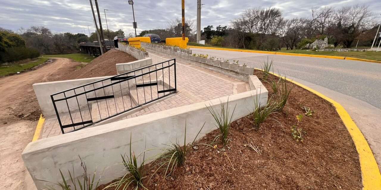 Villa Nueva: se realizaron mejoras en el tránsito peatonal del Puente Isidro Fernández Nuñez