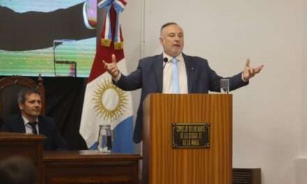 Accastello: «Vamos hacia una Villa María más abierta a las inversiones, el empleo y el turismo»