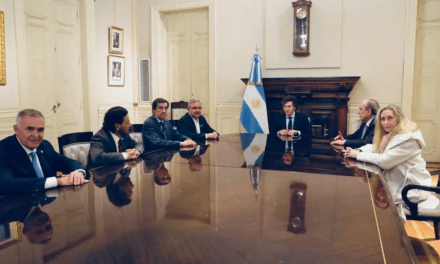 El Presidente recibió en la Casa Rosada a los gobernadores Jaldo, Jalil, Sáenz y Sadir