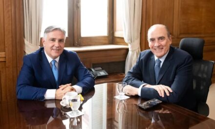 Llaryora fue recibido en Casa Rosada por el jefe de Gabinete Francos