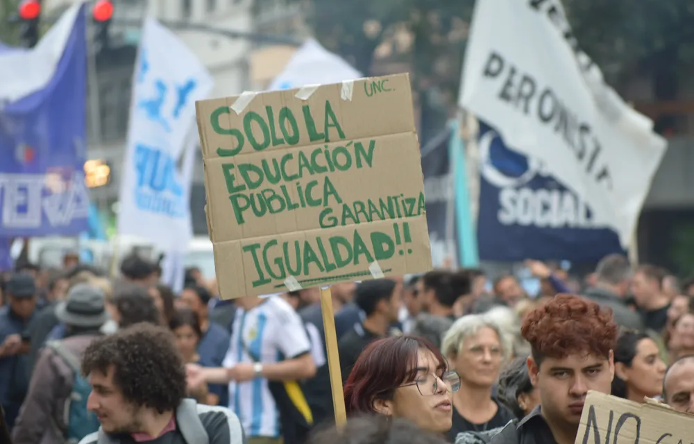 Paro universitario por mejoras salariales: en Córdoba, Adiuc adhiere a las «Jornadas de Lucha» del 4 y 5 de junio