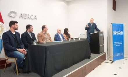 Accastello y Dellarossa entregaron 30 millones para la ejecución del segundo centro comercial a cielo abierto