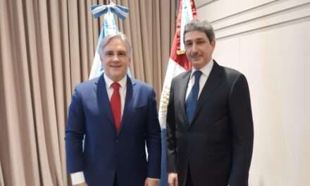 Llaryora recibió en audiencia al Embajador del reino de Arabia Saudita, Hussein Al Assiri