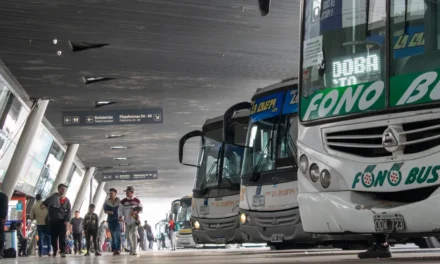 Interurbanos: Aoita dispuso extender la «retención de servicios» hasta el lunes
