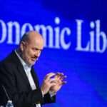 Denuncian penalmente a Sturzenegger por un contrato de $ 114 millones con una academia de su cónyuge