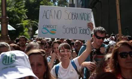 Motosierra en el sistema de científico público: Conicet Córdoba denunció la suspensión de programas