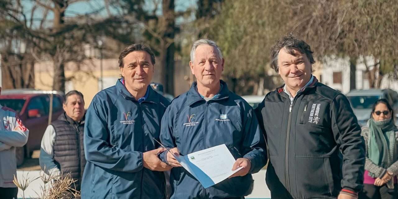 Adelia María: se inauguró la Plazoleta «Veteranos Fútbol Club»