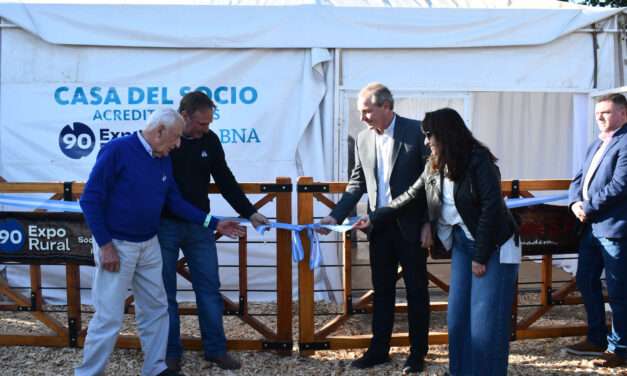 Expo 90: la Rural abrió su tranquera, con un predio colmado y destacadas presencias