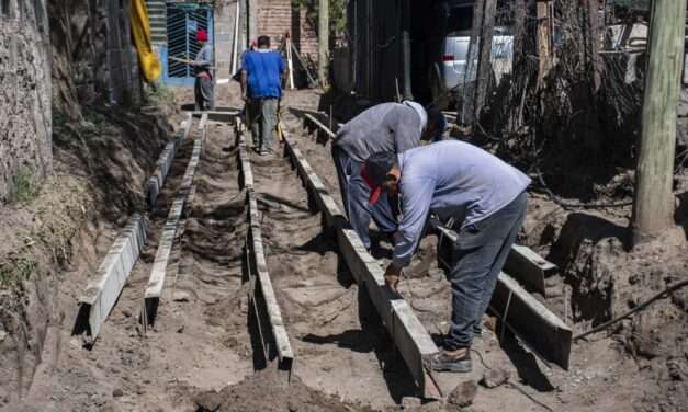 Río Cuarto: Más de 350 familias del barrio Las Delicias se benefician con las obras de urbanización