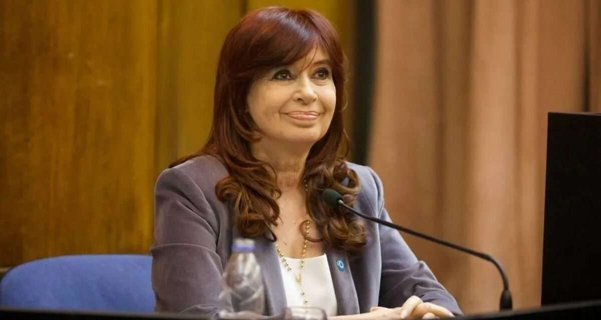 Cristina Fernández calificó como «inconsistente e insostenible» el ajuste fiscal del Gobierno