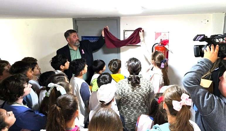 Ucacha: La sala de internación del Hospital Municipal fue designado con el nombre «Dr. René Favaloro»