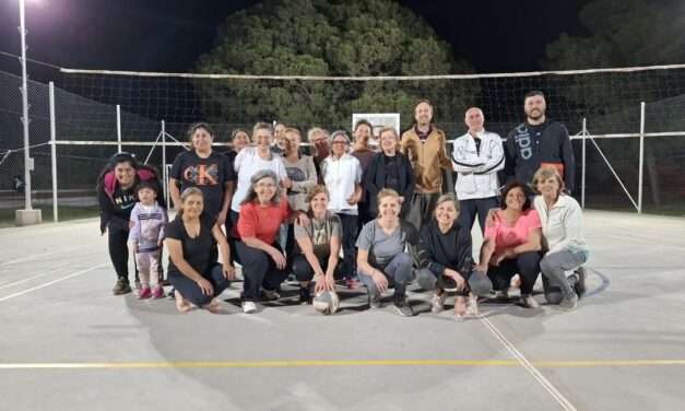 Bulnes: comenzaron las prácticas de Newcom en el Playón Multideportivo