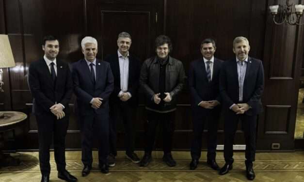 En búsqueda de apoyo para el Presupuesto 2025, el Gobierno anunció plan para cancelar deudas con las provincias