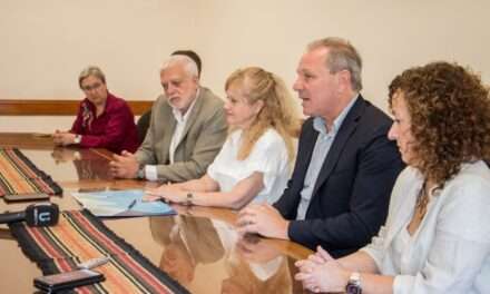 UNRC, Consejos Barriales y Municipalidad firmaron un convenio de Cooperación Institucional