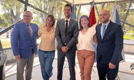 Se realizó la jura de los nuevos secretarios en Villa Nueva