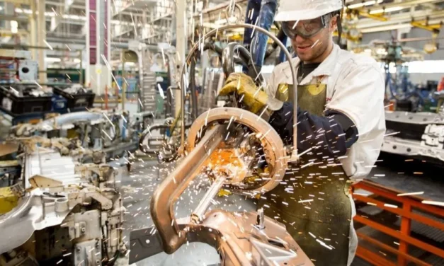 Reforma Laboral: qué pasará con las vacaciones, indemnizaciones, despidos y el banco de horas según el último borrador